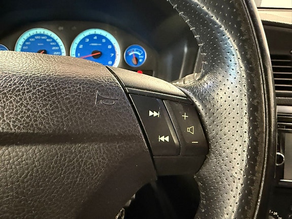 Volvo S60 21 of 24