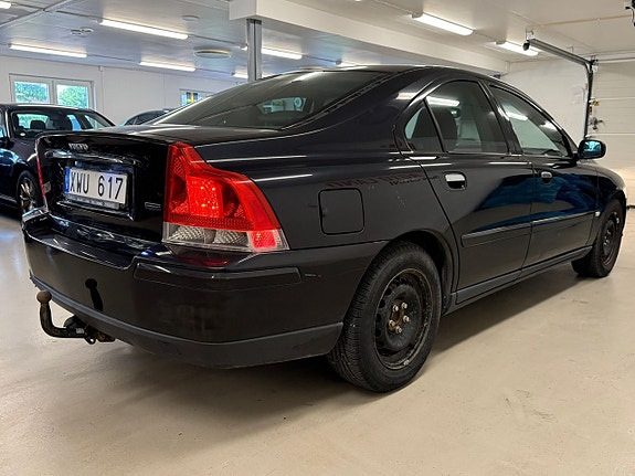 Volvo S60 13 of 24