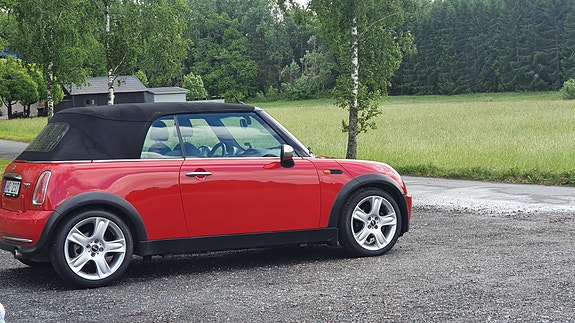 MINI Cooper 3 of 5