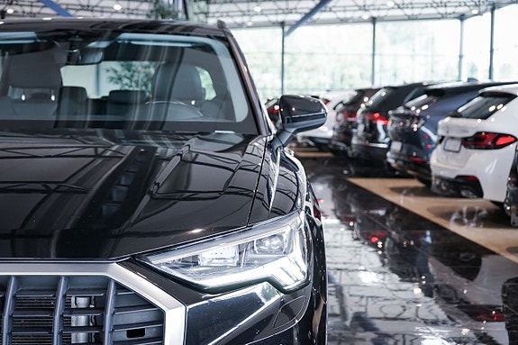 Audi Q3 4 of 5