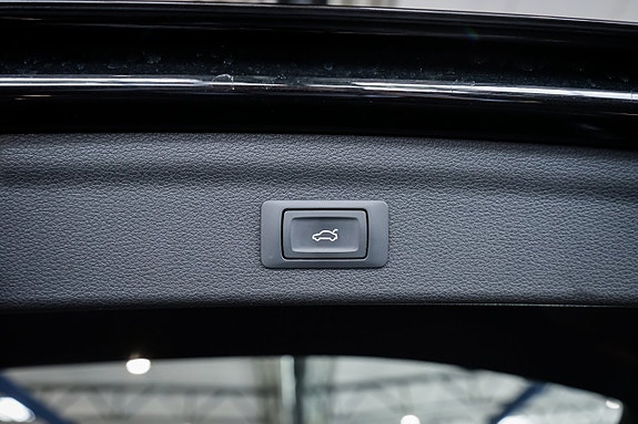 Audi Q3 12 of 30