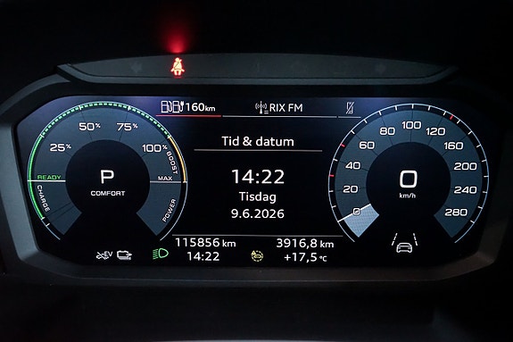 Audi Q3 14 of 30