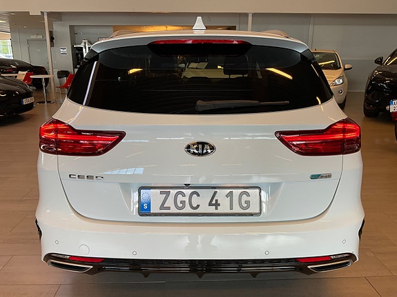 Kia Ceed 5 of 13