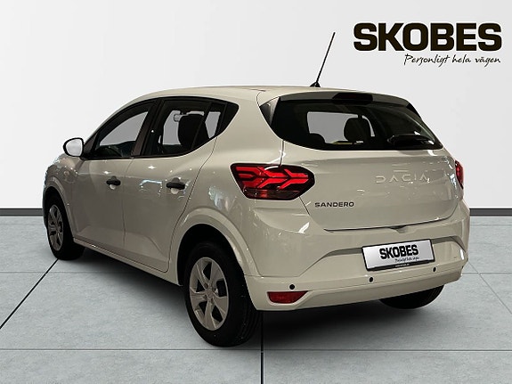 Dacia Sandero 5 of 5