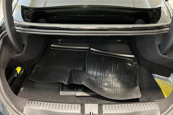Mercedes-Benz CLA350 14 of 14