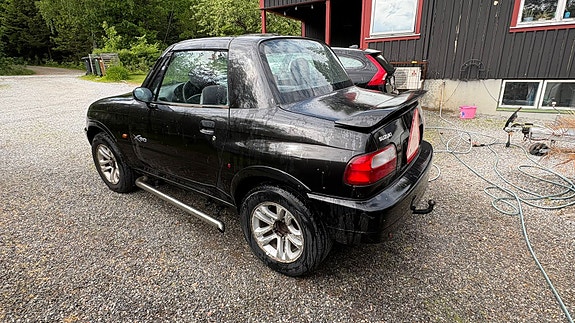 Suzuki X-90 2 of 5