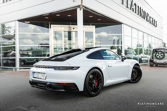 Porsche 911 2 of 5