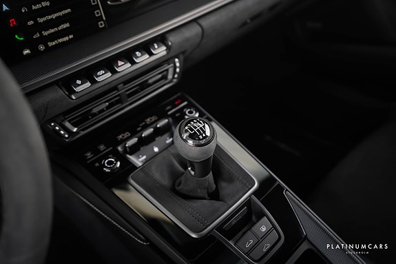 Porsche 911 14 of 26