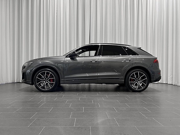Audi Q8 2 of 5