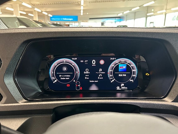 Volkswagen Caddy 12 of 13