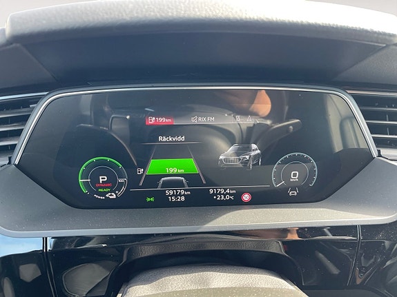 Audi Q8 12 of 26