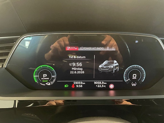 Audi Q8 13 of 26
