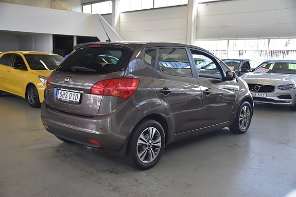 Kia Venga 3 of 14
