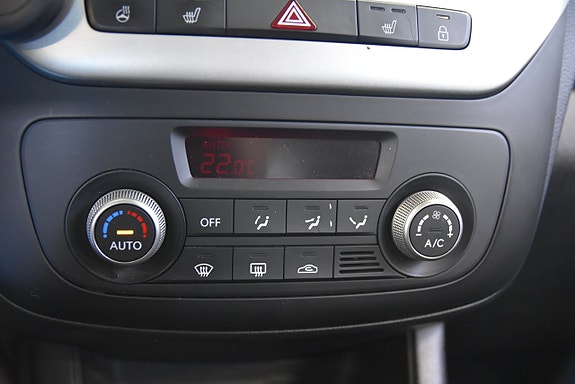Kia Venga 11 of 14