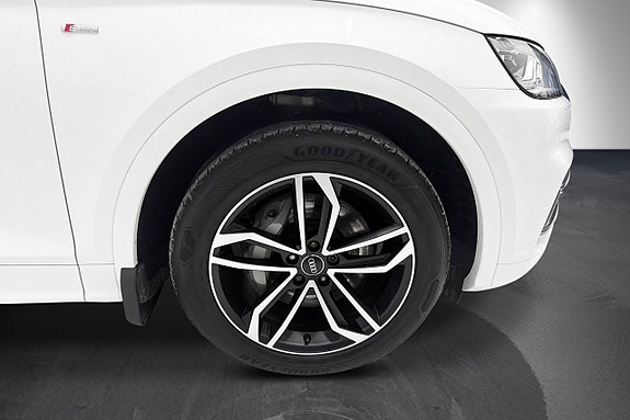 Audi Q5 7 of 19