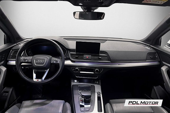 Audi Q5 10 of 19