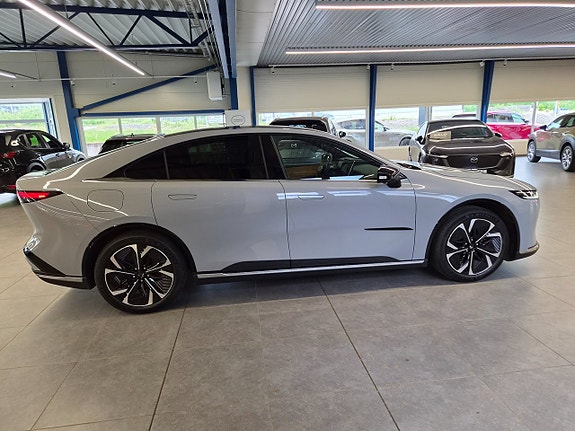 Mazda 6e 5 of 5