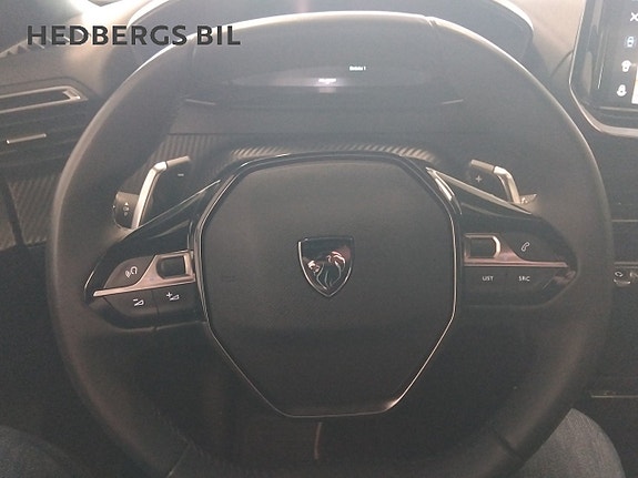Peugeot 2008 11 of 17