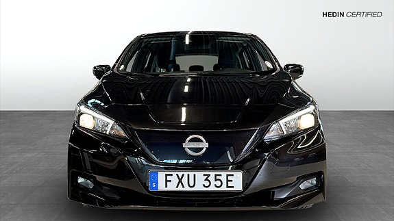 Nissan Leaf 8 of 17