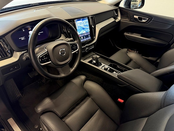 Volvo XC60 9 of 26