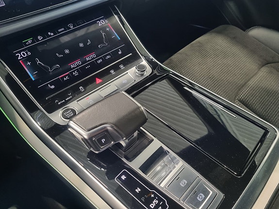 Audi Q7 11 of 14