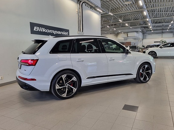 Audi Q7 3 of 14