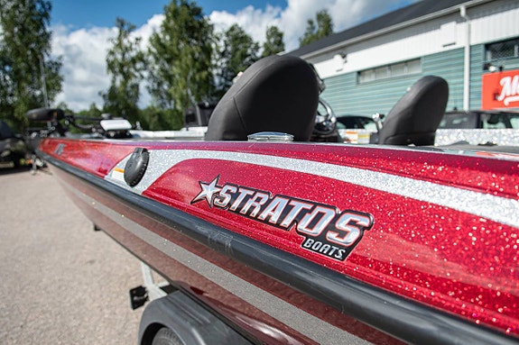 Stratos 176 VLO Evinrude E-tec 75 3 of 12