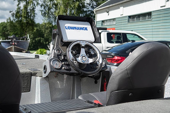 Stratos 176 VLO Evinrude E-tec 75 4 of 12