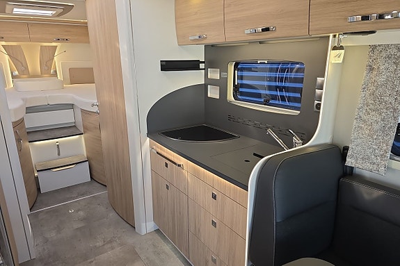 Frankia I 7900 GD Platin Final Edition MB 190hk Aut/Solcell 310W/ 12 of 30