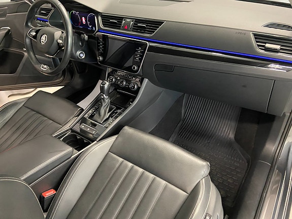 Skoda Superb 15 of 28