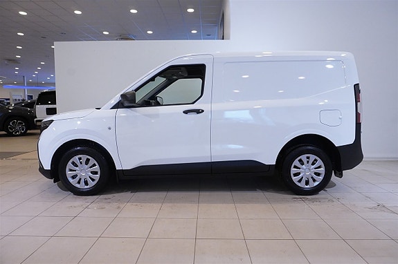 Ford Transit Courier 3 of 5