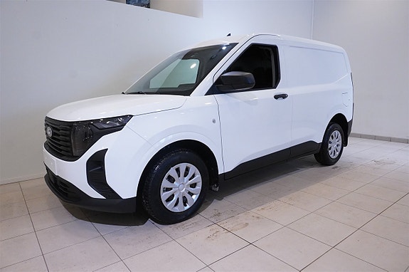 Ford Transit Courier 4 of 5