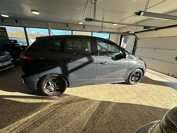 Ford C-Max 6 of 14