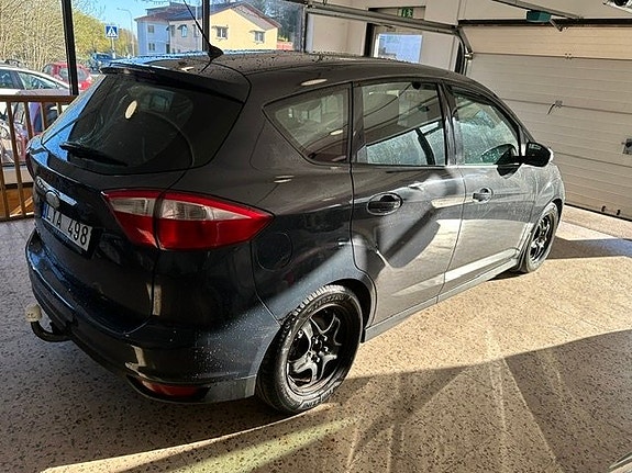 Ford C-Max 9 of 14