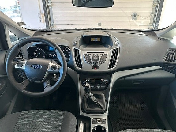 Ford C-Max 12 of 14