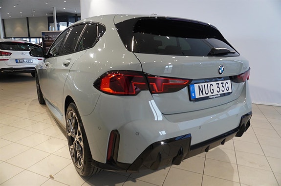BMW 120 5 of 16