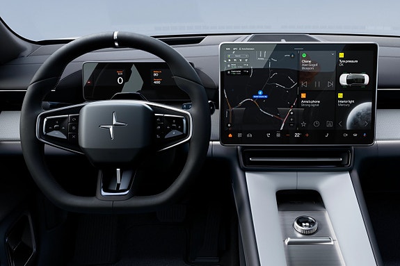 Polestar 4 6 of 6