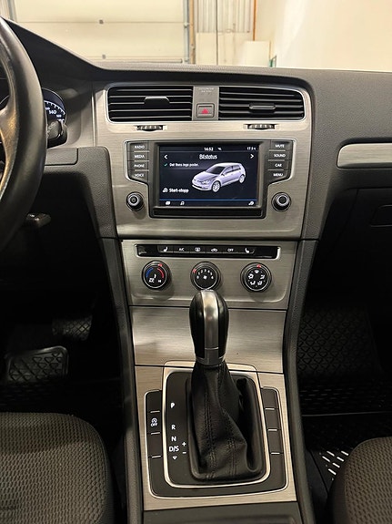 Volkswagen Golf VII 14 of 15