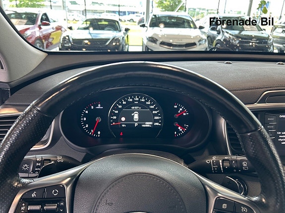 Kia Sorento 10 of 18