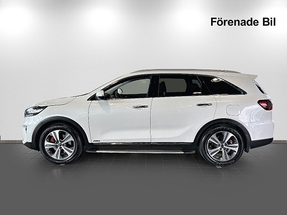 Kia Sorento 4 of 18