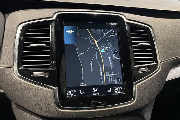 Volvo XC90 19 of 22