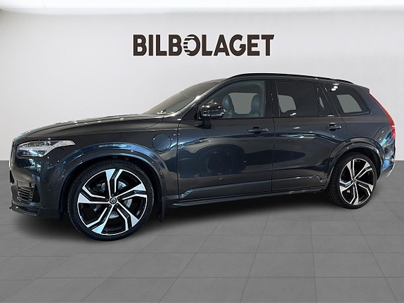 Volvo XC90 2 of 5
