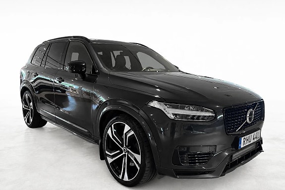 Volvo XC90 5 of 28