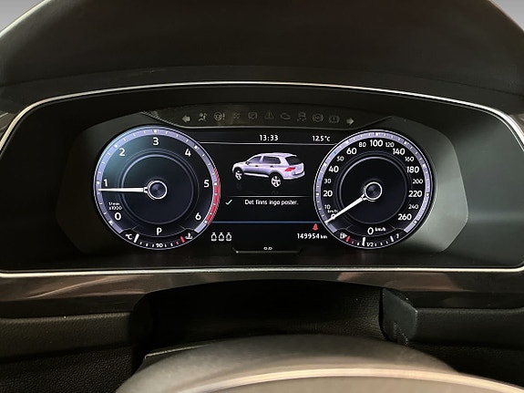 Volkswagen Tiguan 10 of 13
