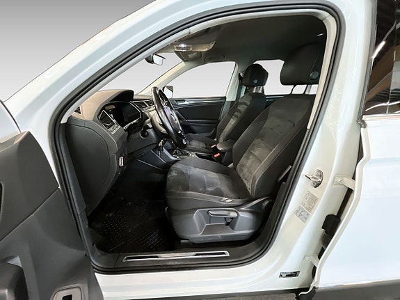 Volkswagen Tiguan 8 of 13