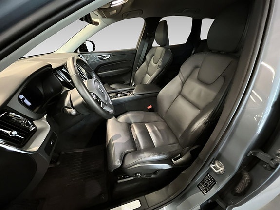 Volvo XC60 10 of 19