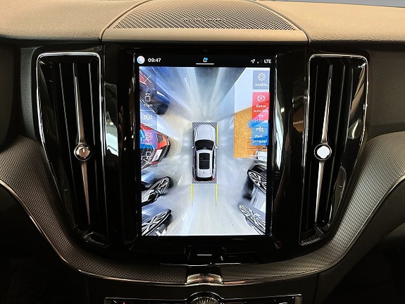 Volvo XC60 17 of 19