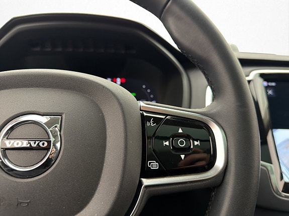 Volvo XC90 21 of 30