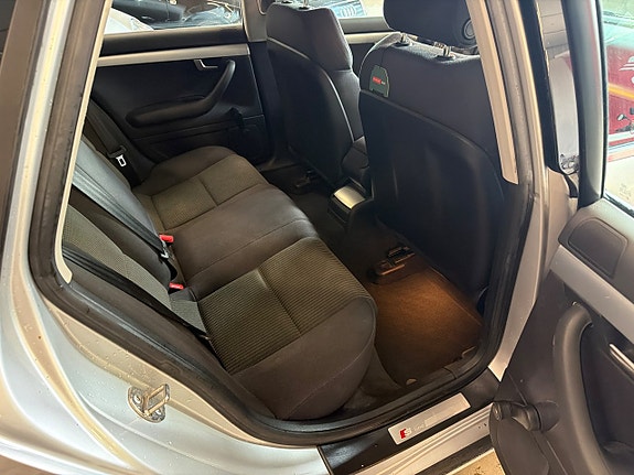 Audi A4 8 of 8