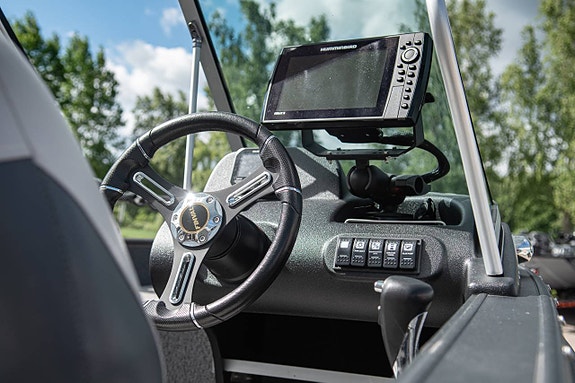 Finval Fishpro 505 Suzuki 115 8 of 12
